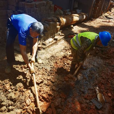 人大代表跟蹤督辦顯擔(dān)當(dāng) 老小區(qū)污水頑疾終得根治